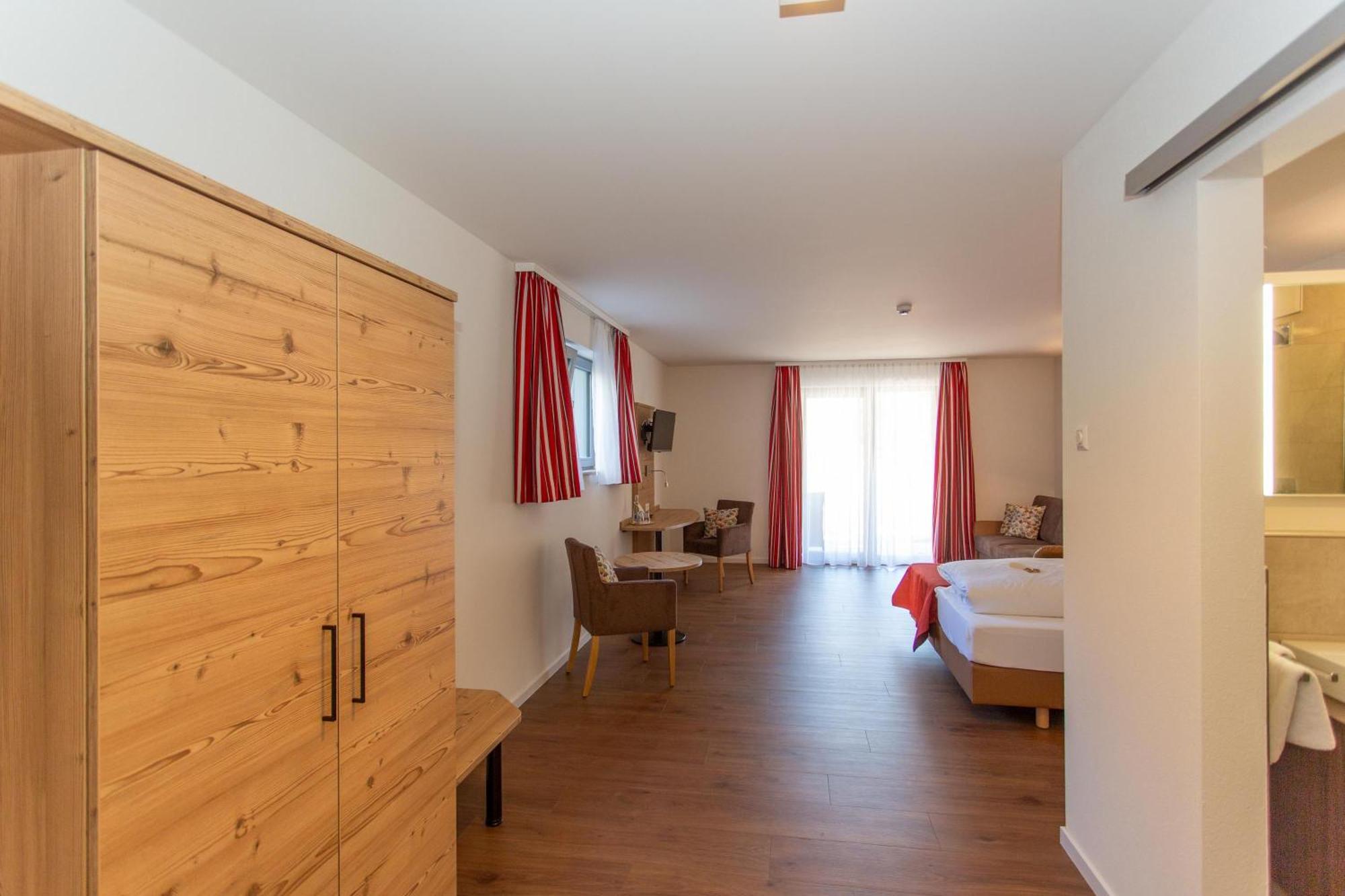 Hotel Waldblick Schenkenzell Eksteriør billede