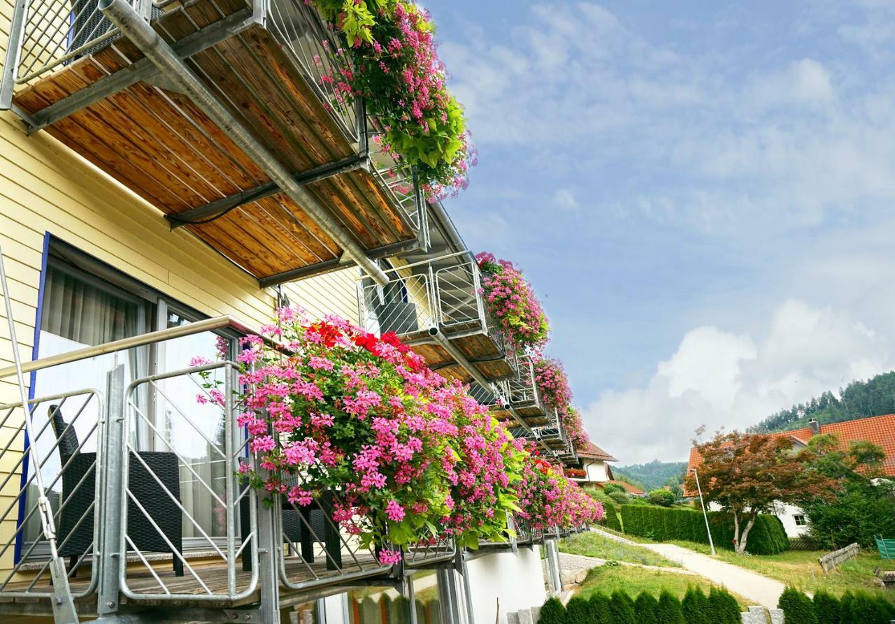 Hotel Waldblick Schenkenzell Eksteriør billede